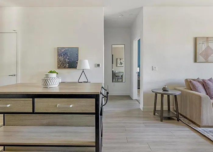 Landing Spectacular 1bd Yoga Gym Appartement