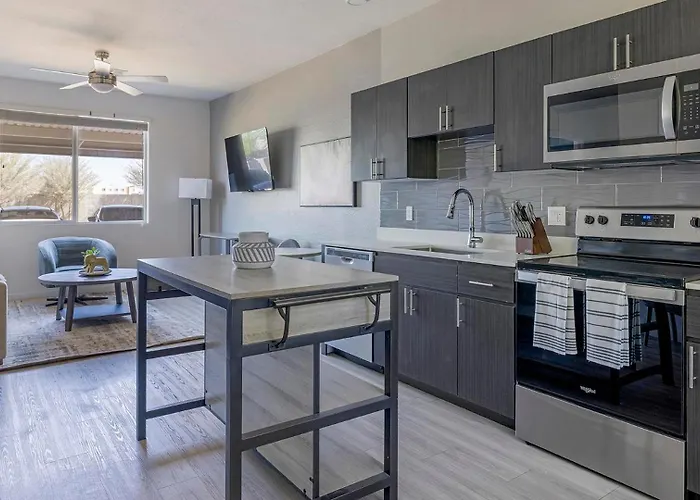Landing Spectacular 1bd Yoga Gym