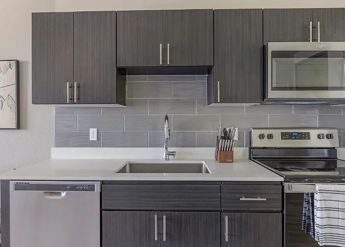 Landing Spectacular 1bd Yoga Gym Appartement Glendale